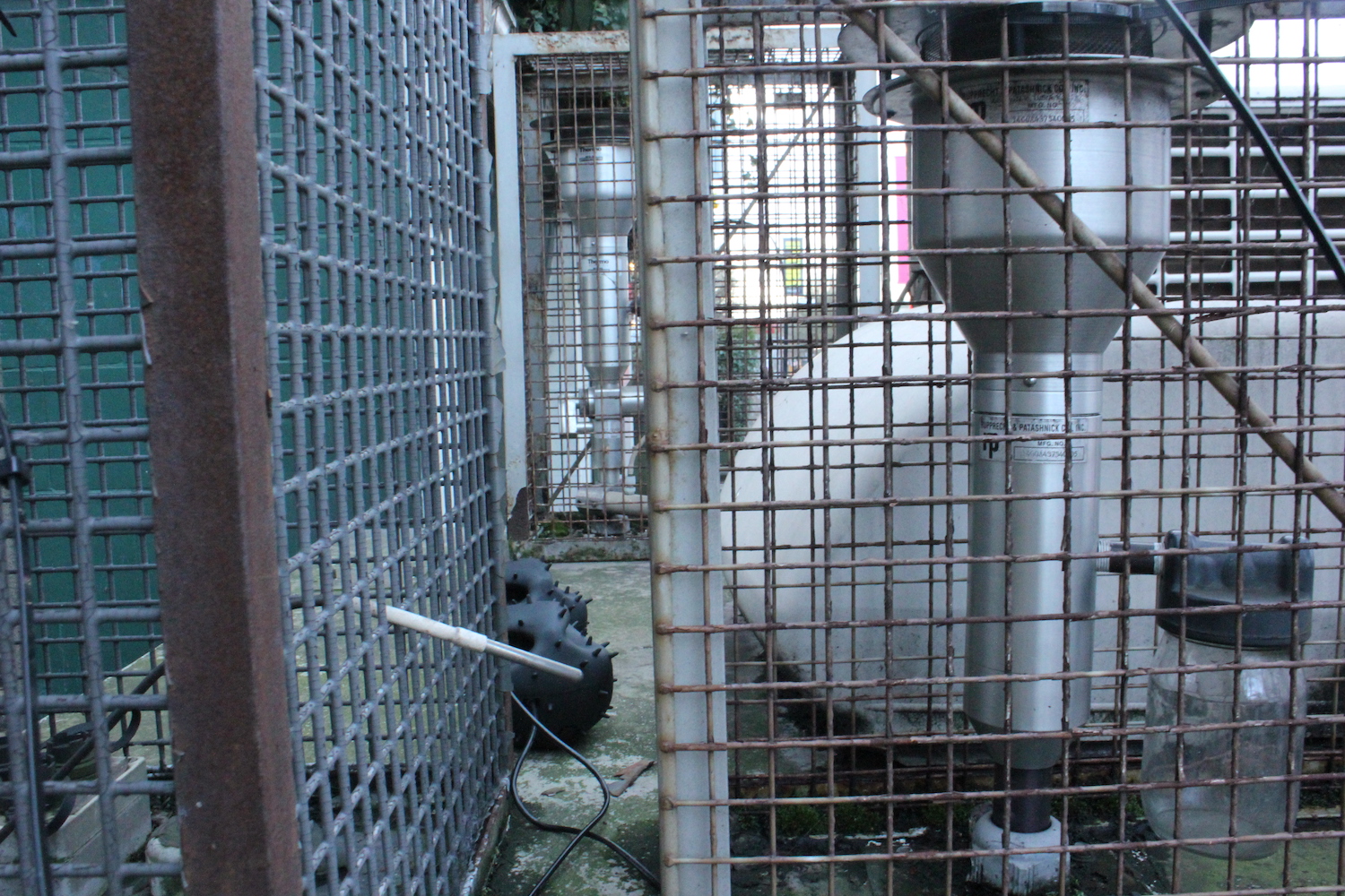 Two Dustboxes installed on top of an LAQN reference monitor